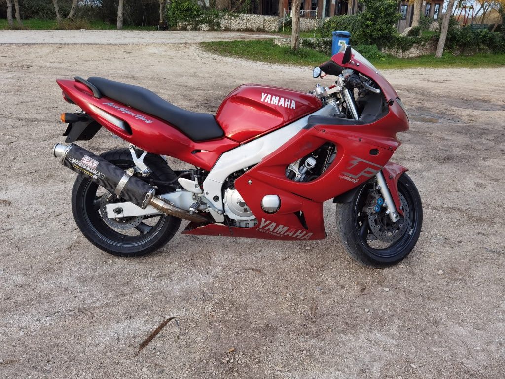 Vendo Yamaha 600 Ano 2001