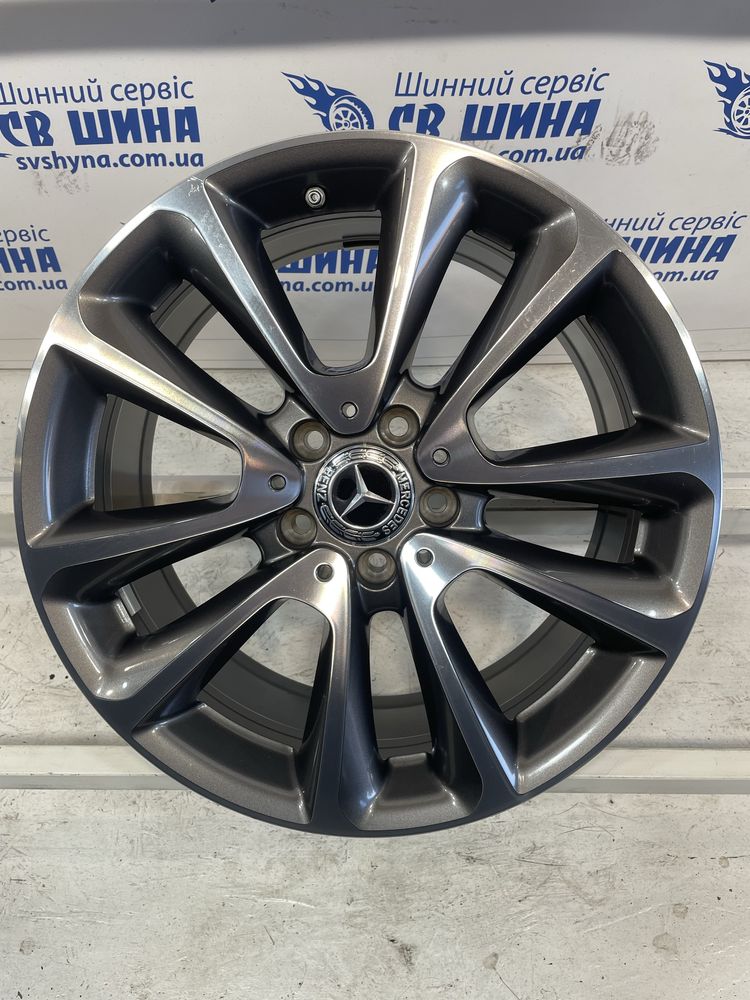 Диск Mercedes 8R18 5x112 ET43 Dia66.6 A2134011600