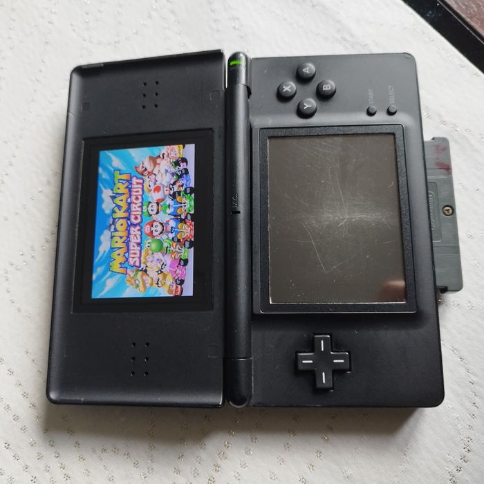Nintendo DS Lite