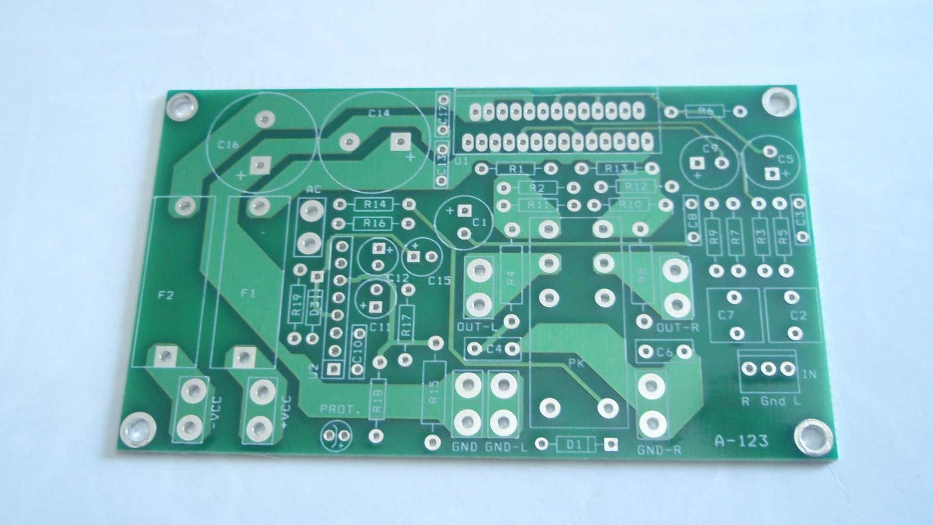 Fabryczne PCB  wzm mocy + wzm napięciowy
