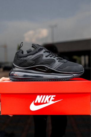 Мужские кроссовки Nike air max 720 найк на балоне черные 41-45