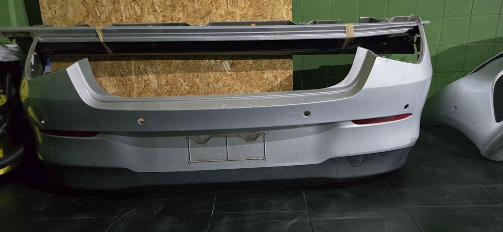 Para-choques Mercedes cla shooting break x118