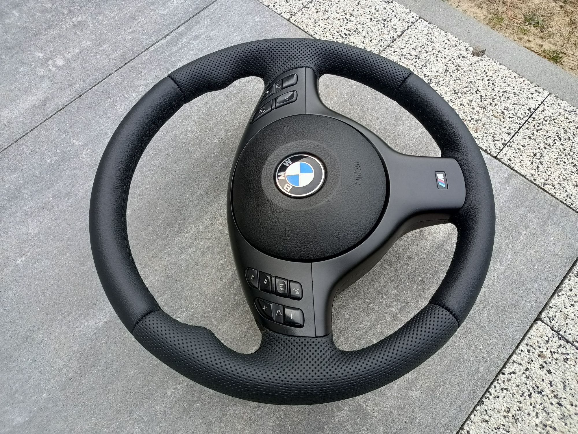 Jak nowa kierownica Mpakiet BMW E46 E39 E38 X5 E53 M-pakiet m pakiet
