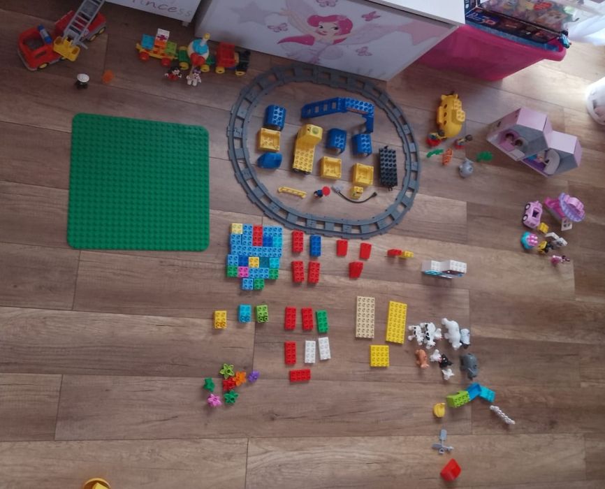 LEGO DUPLO Pociąg 5608 Łódź 10910 Minnie 10941 Straż 10969