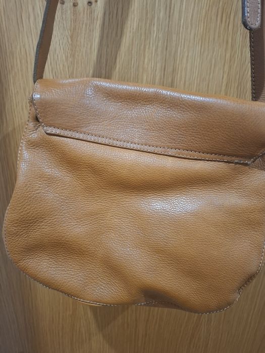 Mala pele Máximo Dutti