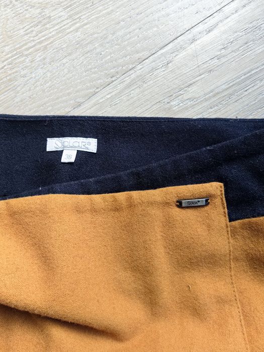 Wełniana spódniczka Solar 36