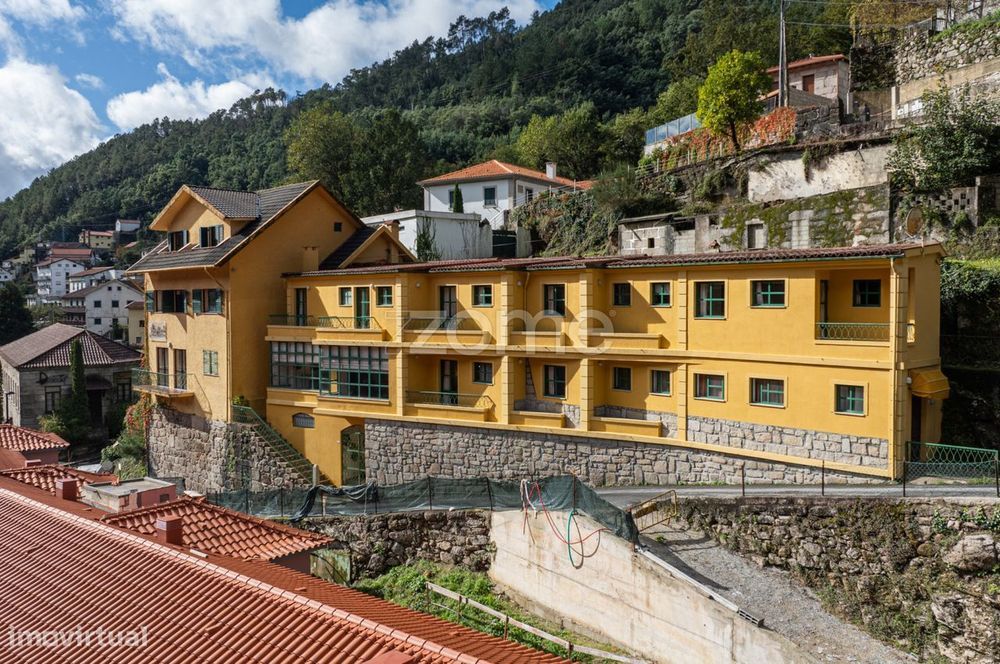 Chalet no Gerês - 15 Quartos com Licença AL