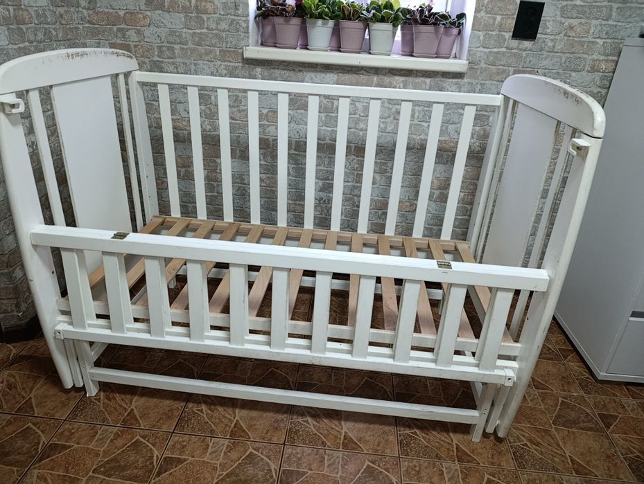 Продам детскую кроватку
