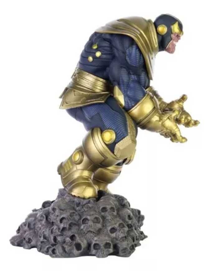 Estátua Thanos (Versão Comics) 35cm