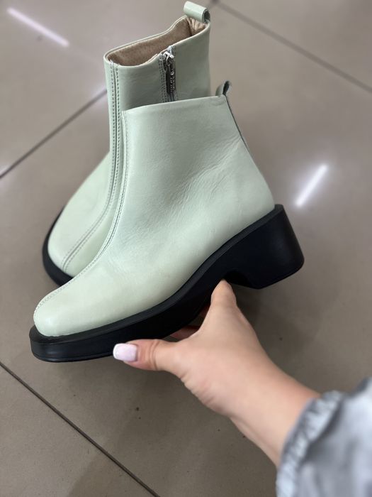 Продам нові шкіряні черевики чоботи челсі Bronx Zara 37 розмір