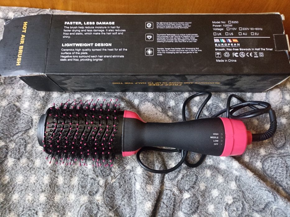 Фен-гребінець  1000Вт