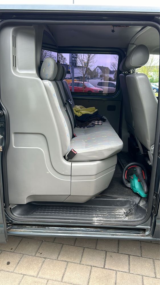 VW T5 holenderka 5-osobowy klima 1.9 tdi super stan