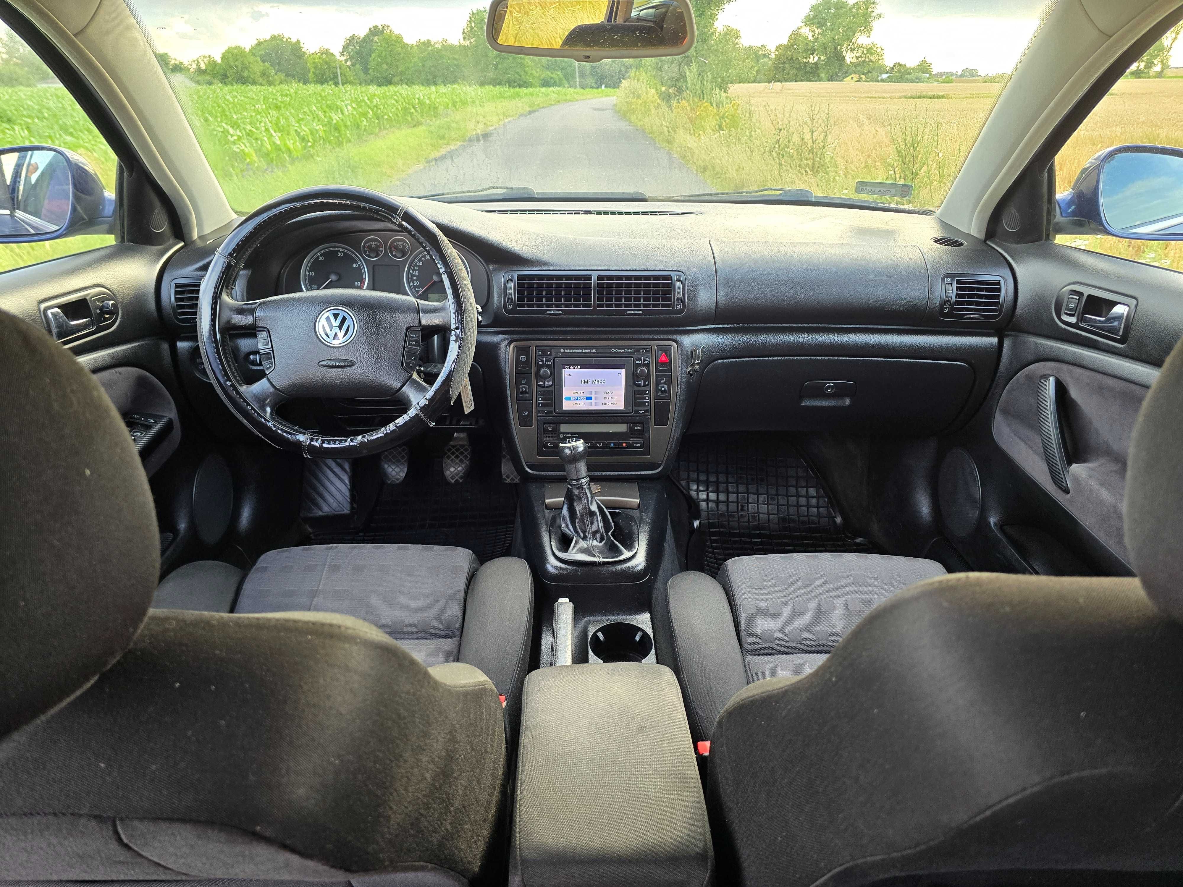 Volkswagen Passat B5 LIFT 2001 Rok 1.9 TDI 130 KM Kombi HAK