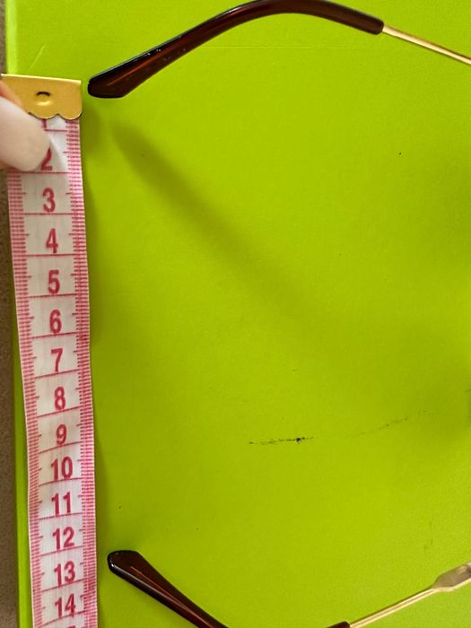 Солнцезащитные очки, сонцезахисні окуляри