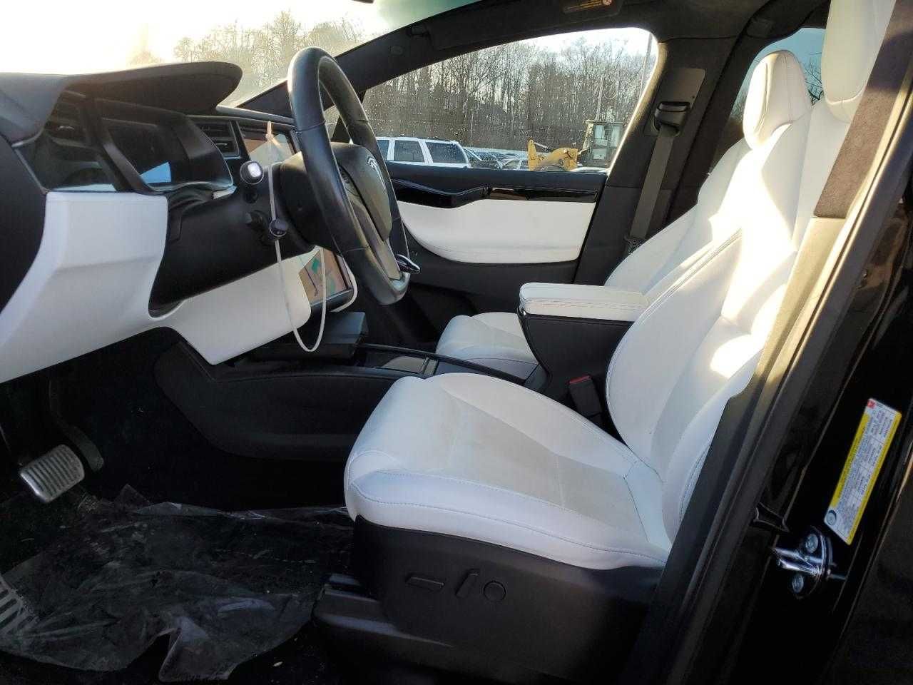 Tesla MODEL X 2020