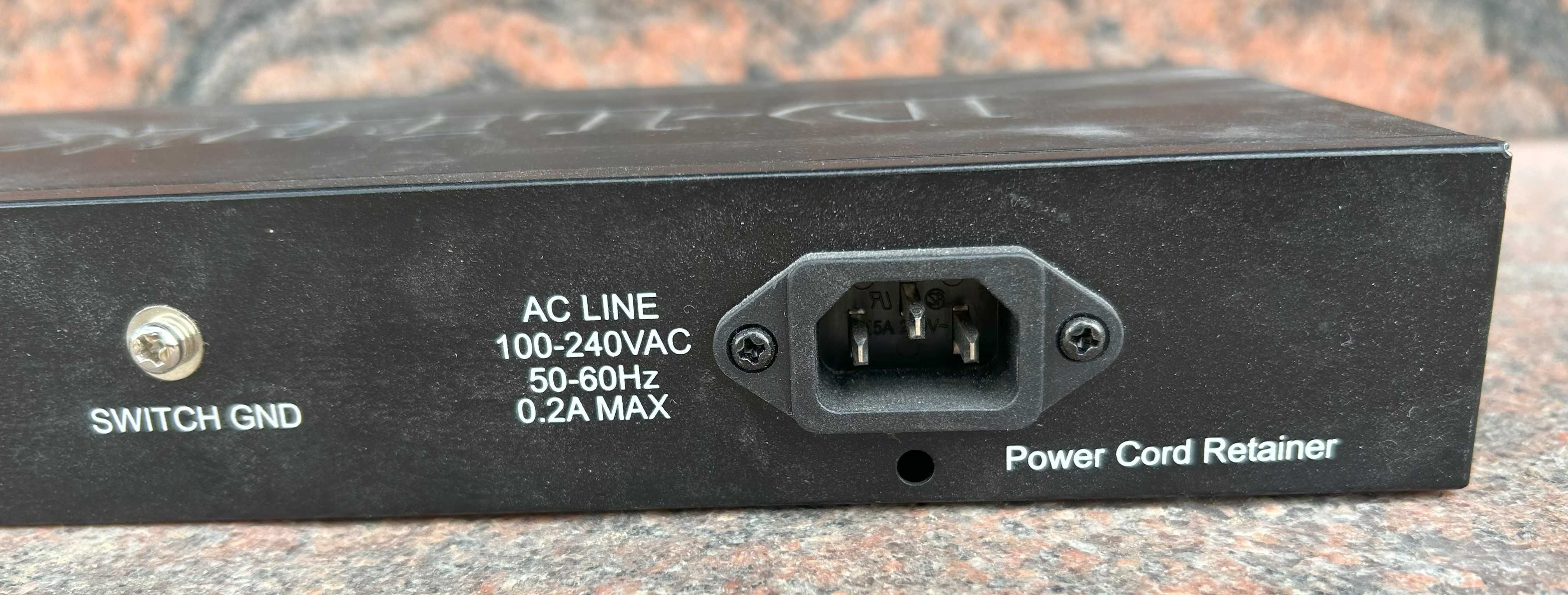 Switch D-Link DGS-1016D