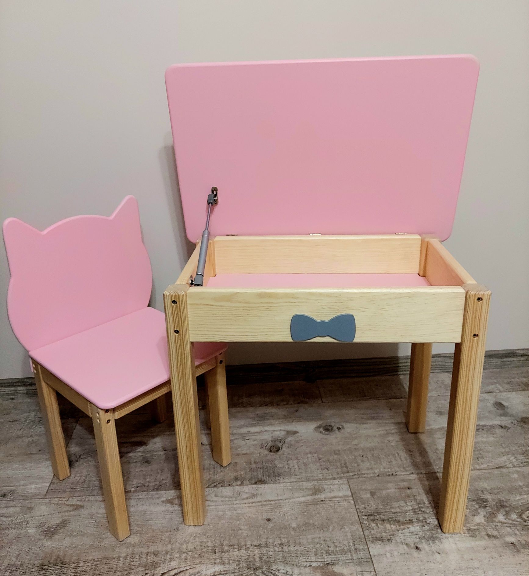 Stolik i krzesełko drewniane dla dziecka 92-116