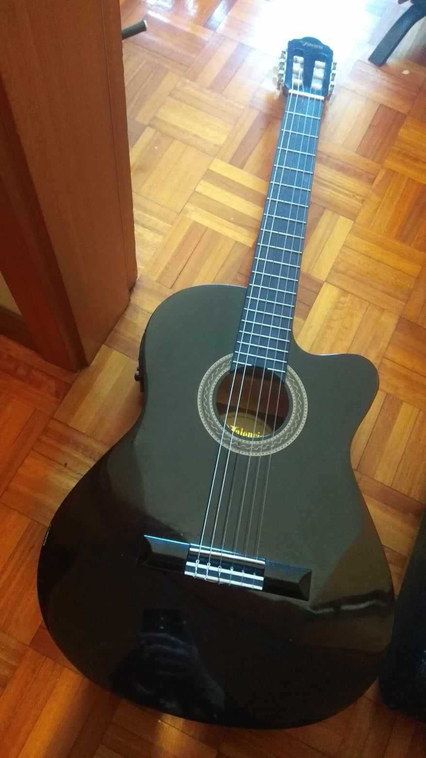Violão eletrico VALENCIA cutaway