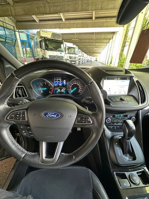 Ford Kuga Polift ST-Line