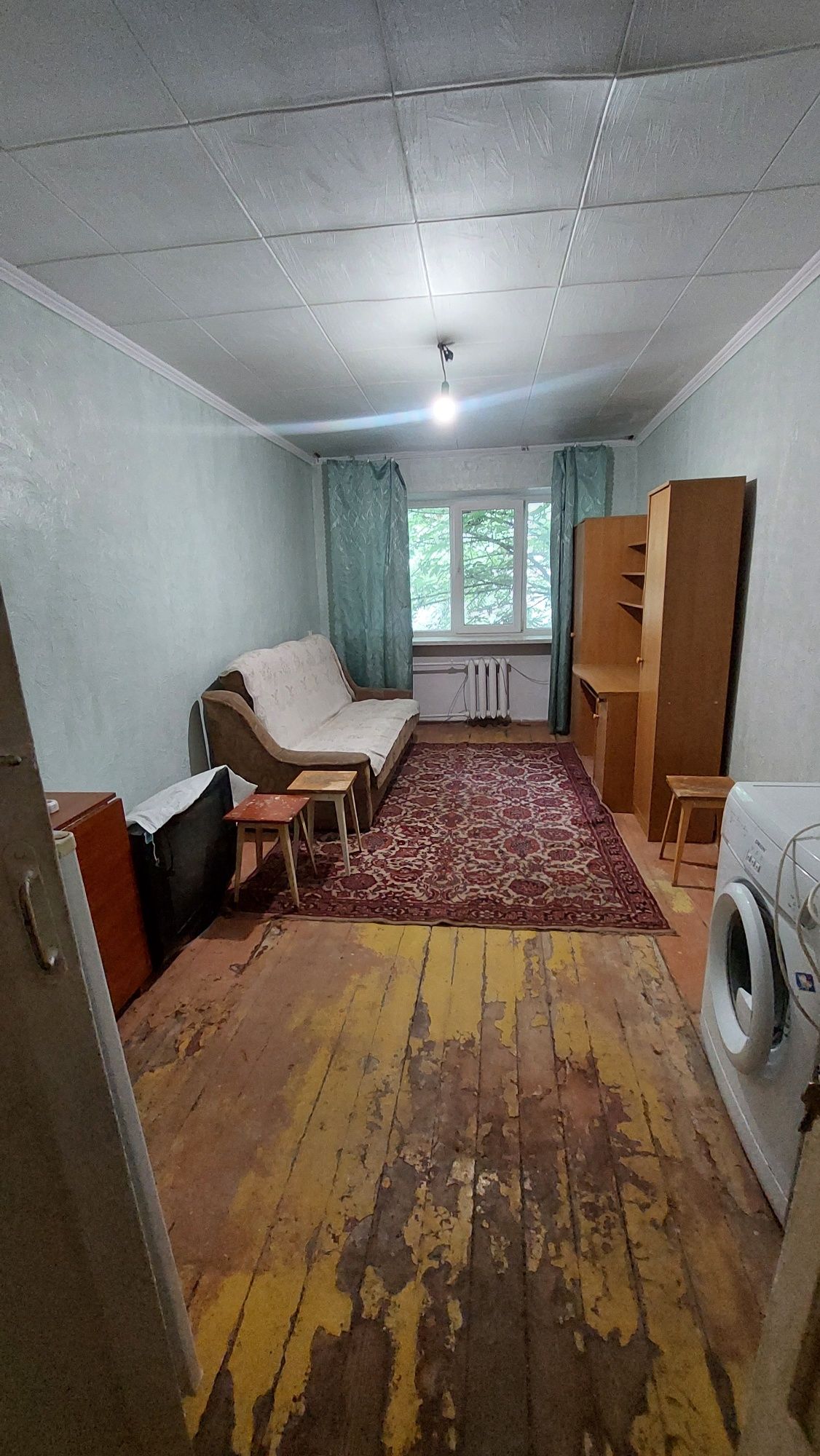 Продам кімнатну в центре міста Черноморска