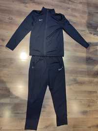 Dres Nike bluza i spodnie