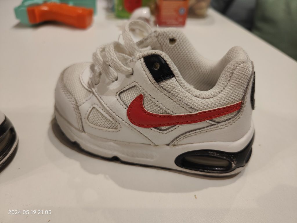Buty dziecięce Nike Air max roz.22(12cm)