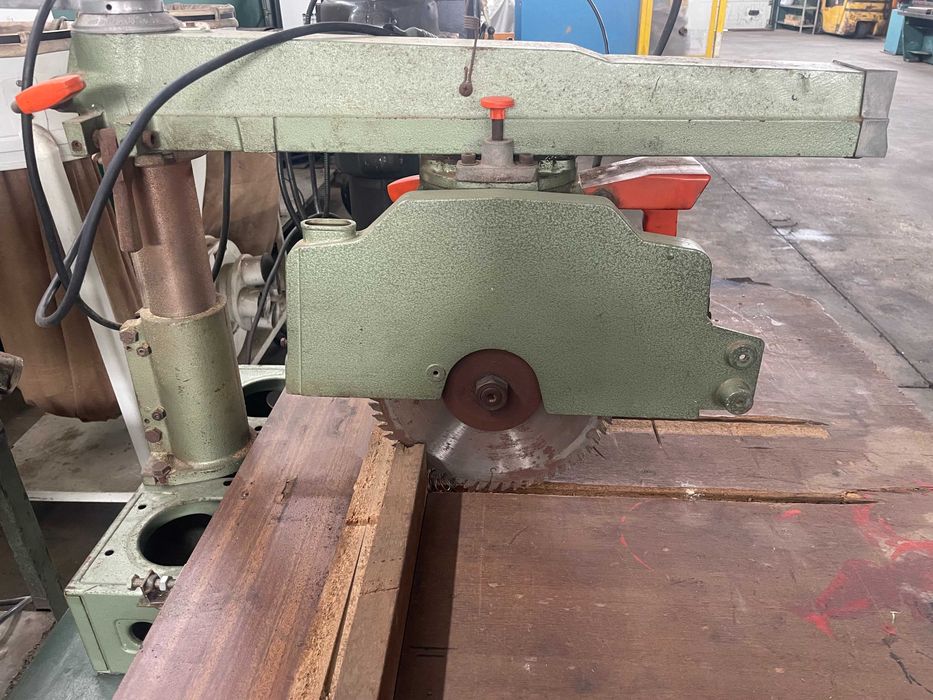 Serra Radial DEWALT