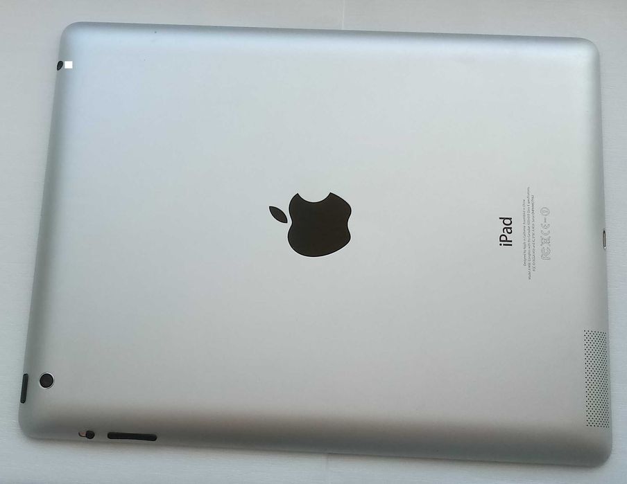 Tablet Apple iPad 4 - A1458 16 GB 9.7" stan BDB.
