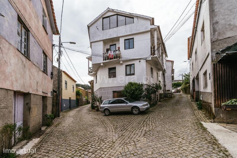 Moradia Geminada T3 / Fundão, Enxabarda