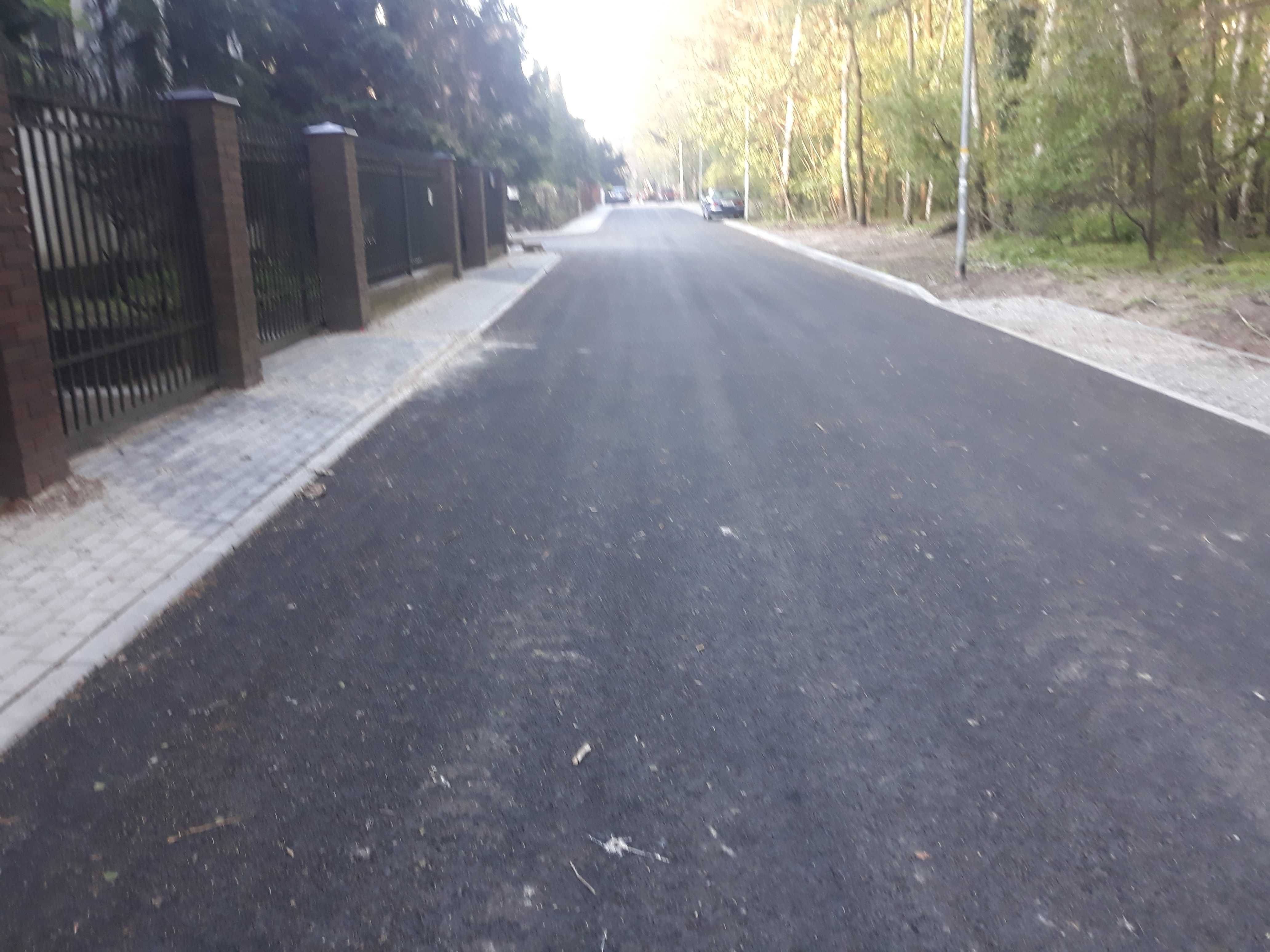 Budowa parkingów i dróg, Usługi koparką Transport HDS Warszawa-okolice