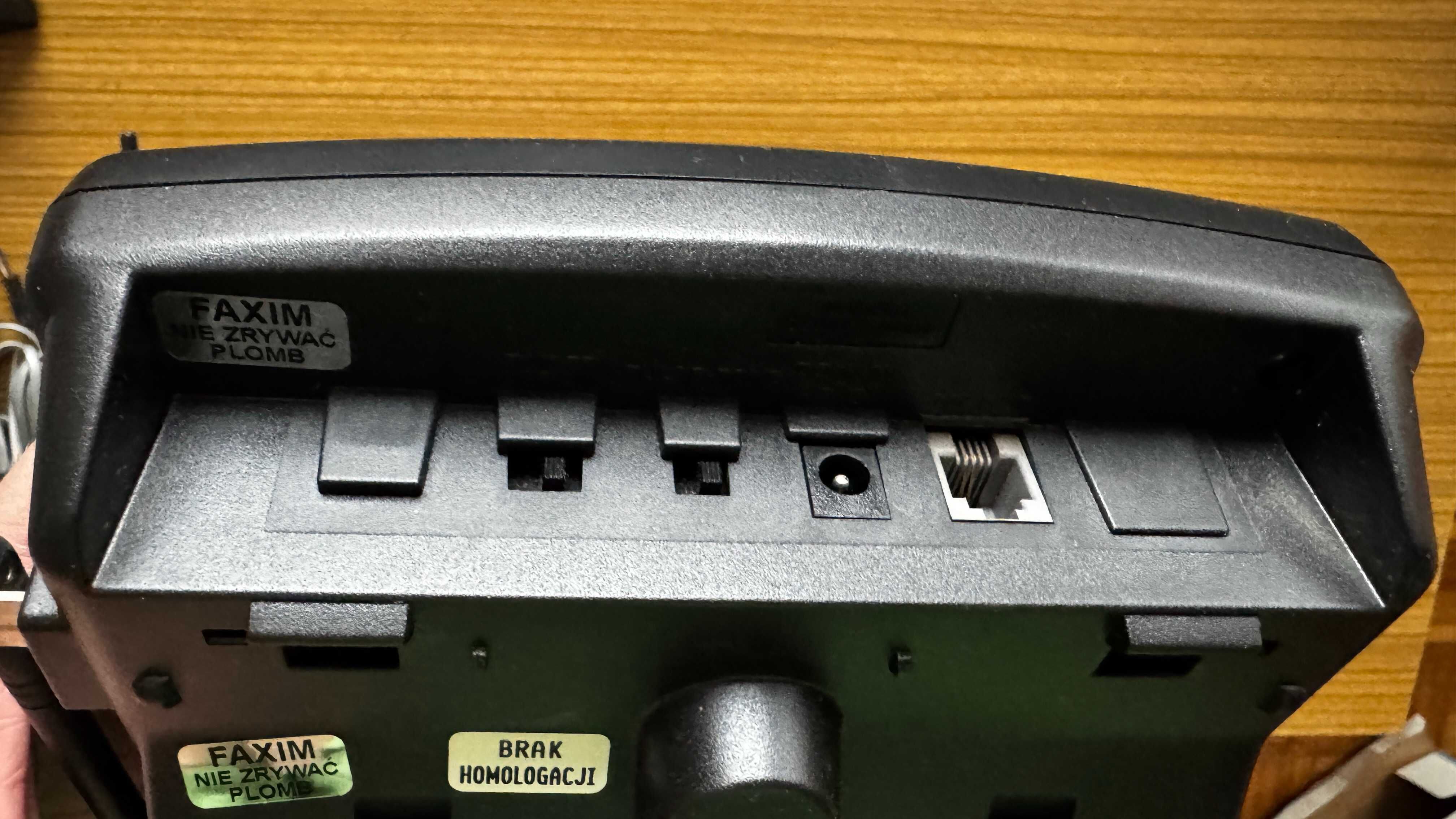 Telefon stacjonarny bezprzewodowy z sekretarką Toshiba FT-8959