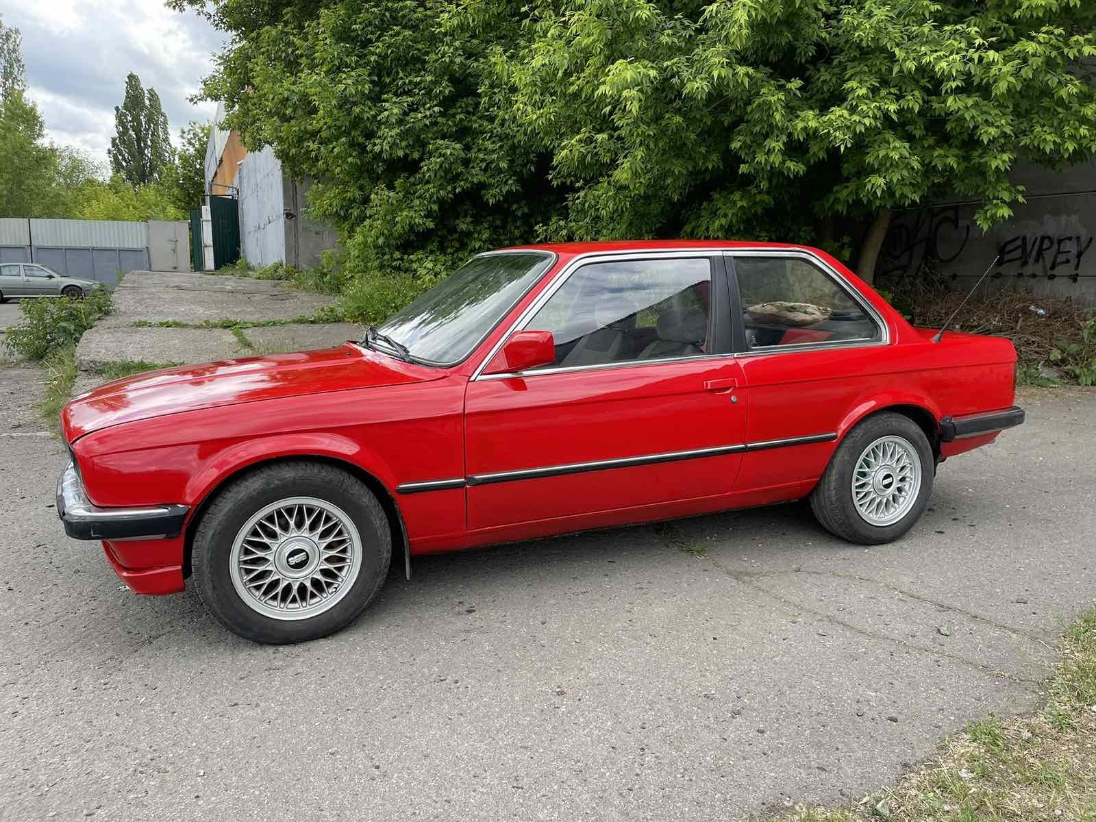 BMW e30 Купе 2.7 Газ