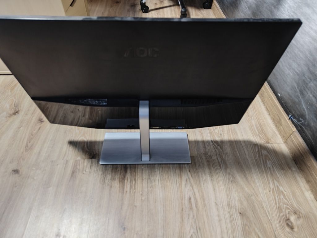 AOC Q3279VWFD8 32"