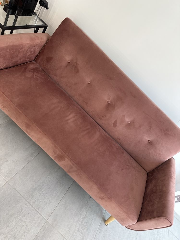 Sofa rozowa rozkladana