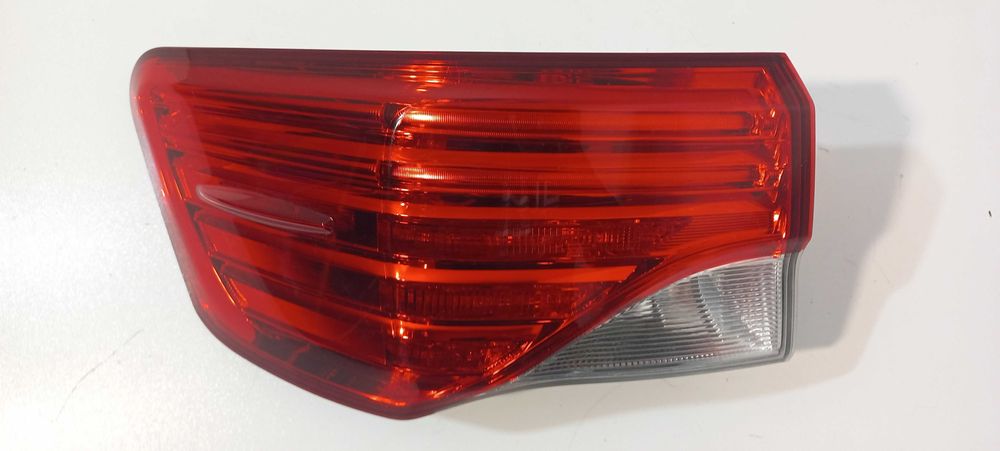 Toyota Avensis T27 lift sedan lampa tylna lewa Led oryginał 2011-14