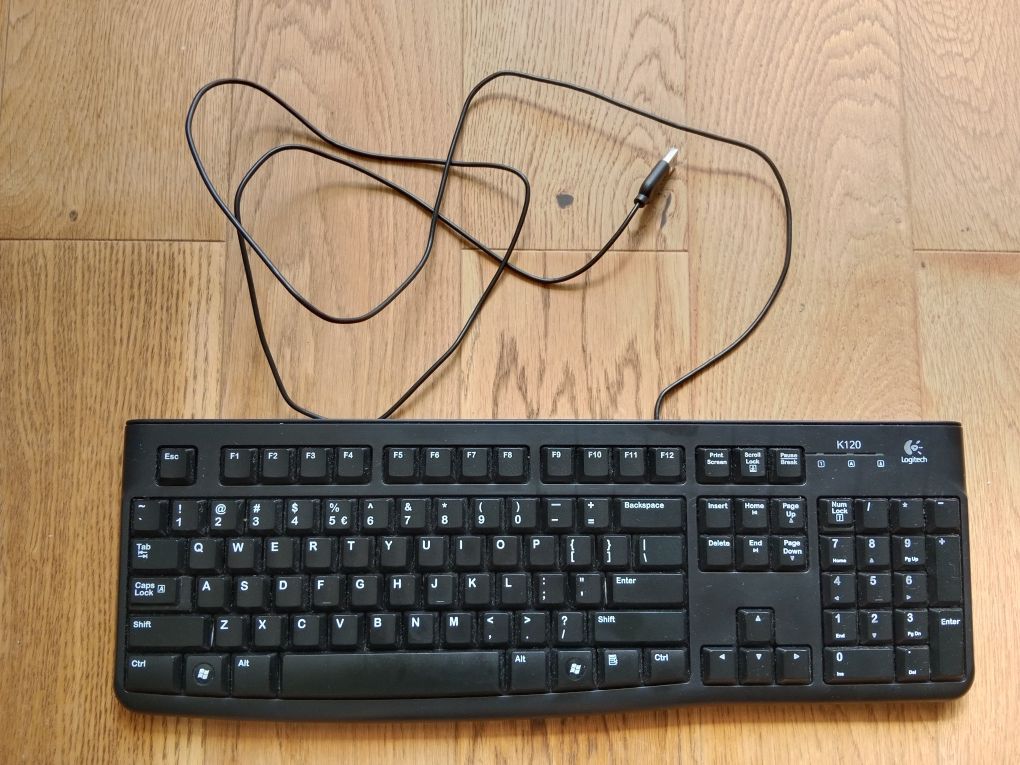 Klawiatura przewodowa Logitech K120