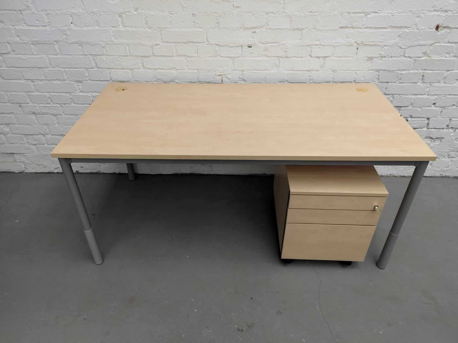 Zestaw pracowniczy biurko 160x80cm + kontener - MARTELA