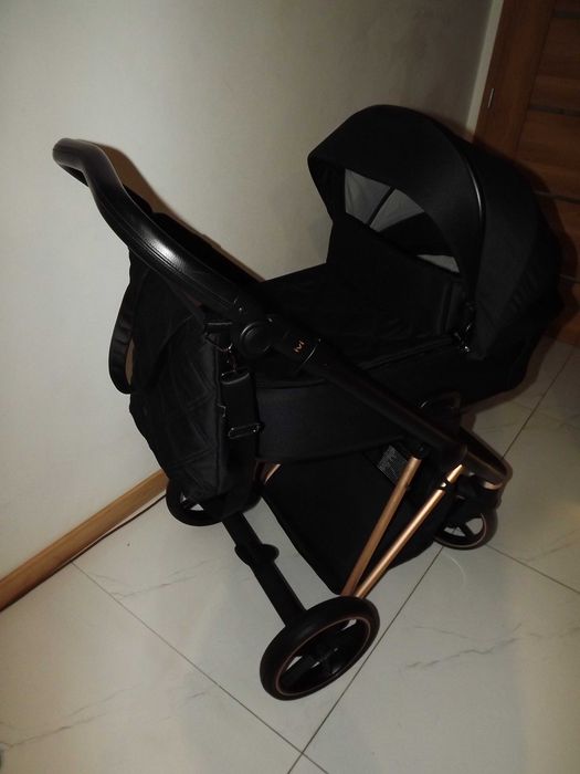Roan ivi 2.0 Raven czarny fotelik cybex Torba ,adaptery Wysyłam