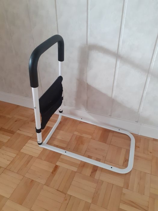 Uchwyt poręcz do łóżka dla seniora