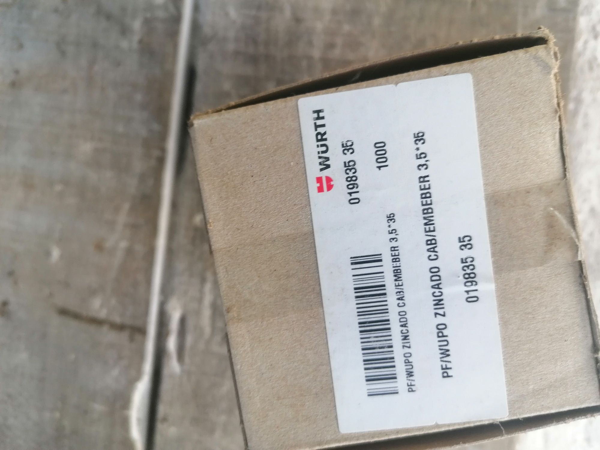 Caixa 1000 parafusos