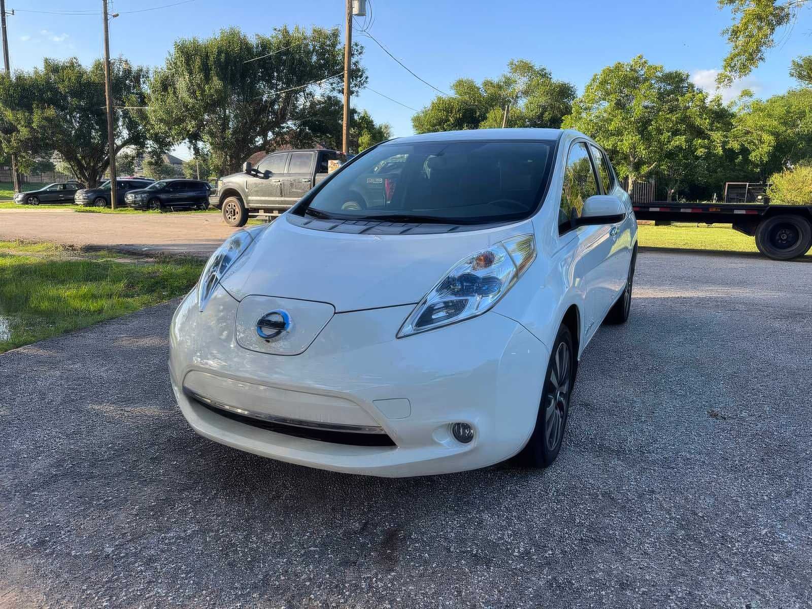2015 Nissan LEAF