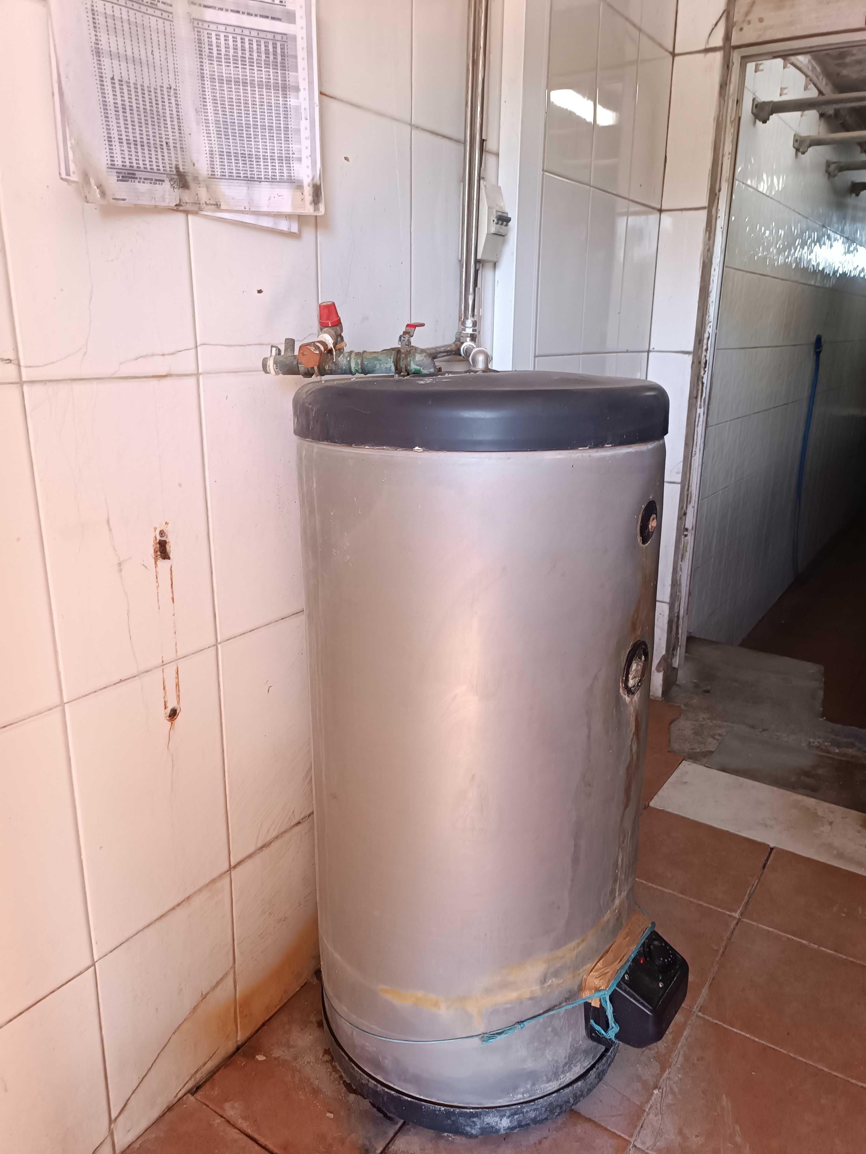 Venda de Equipamentos de Estábulo e Sala de Ordenha