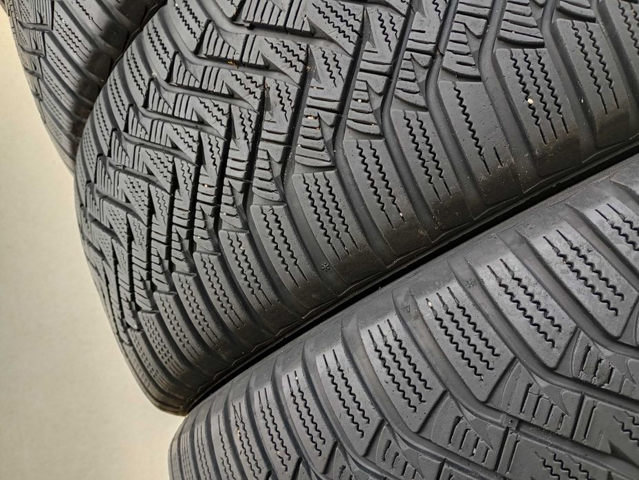 225/55 r17 -4шт- Laufen 19р. зима шини резина 225 55 17 (L12*4)