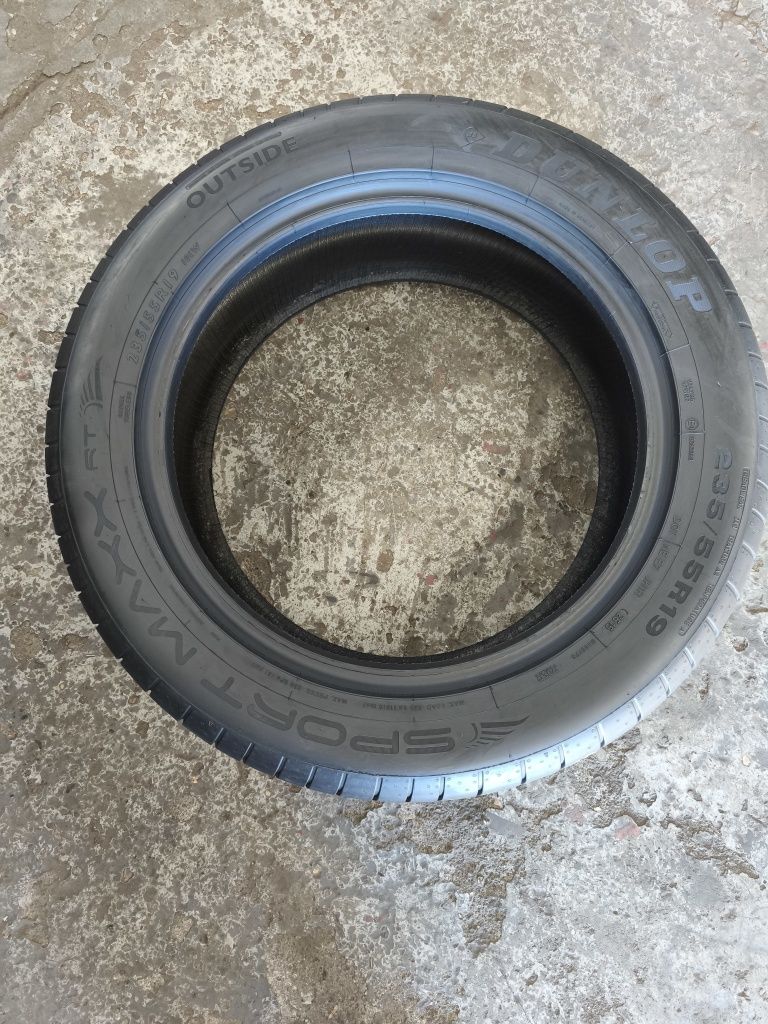 [993] 4 szt. Dunlop Sport Maxx RT 235/55/19 101W