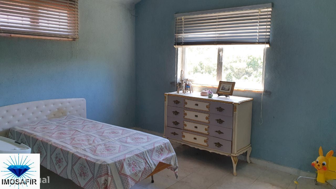 Quinta com potencial para Turismo Rural perto da Barragem do Cabril