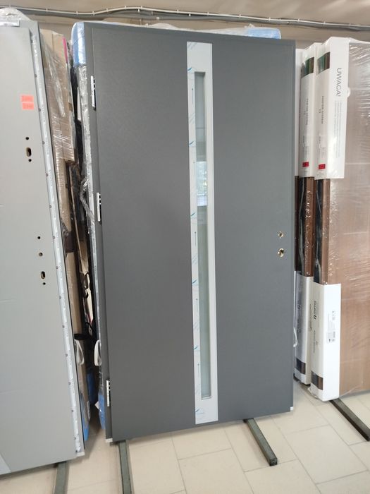 Drzwi zewnętrzne kompozytowe 100tki