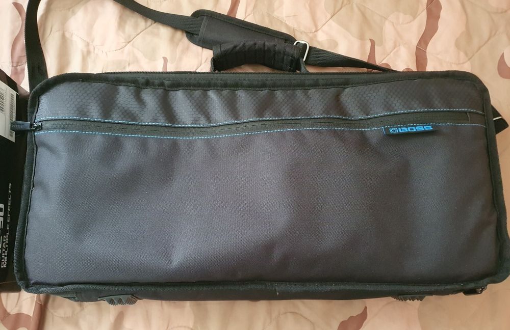 Pedaleira para Guitarra Boss ME-90 + Acessórios