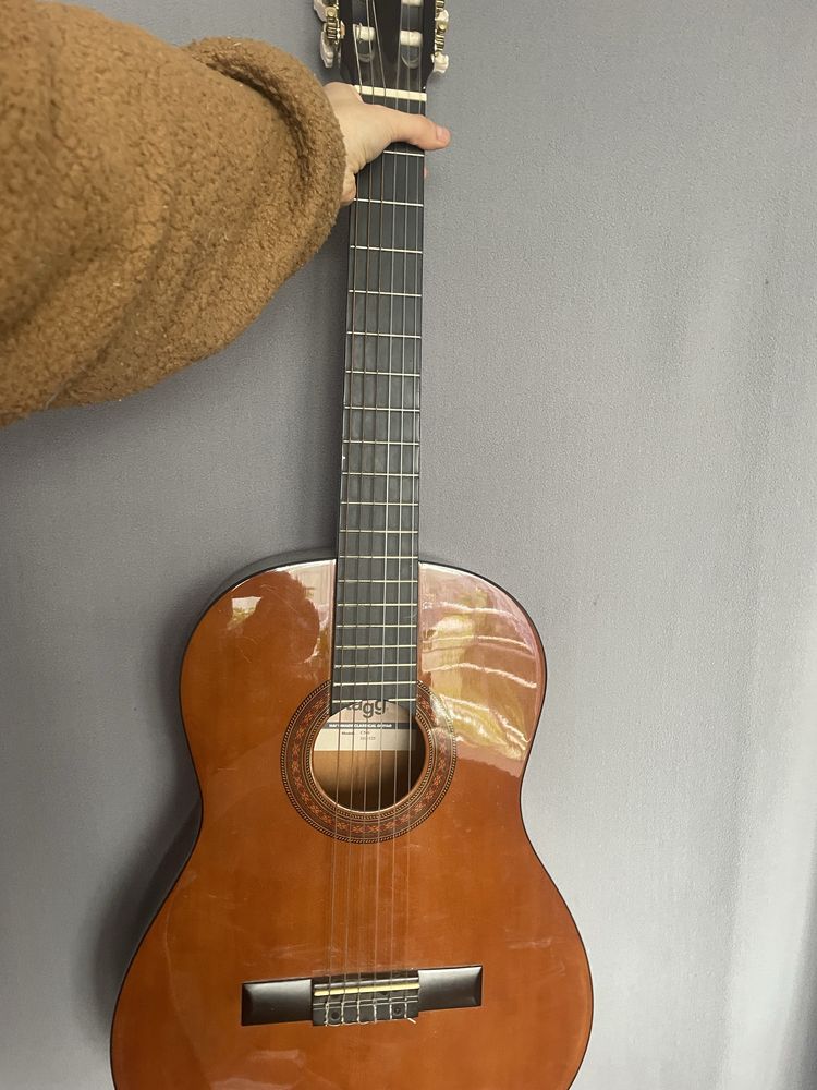 Gitara klasyczna stagg c546  ręcznie robiona pokrowiec +struny