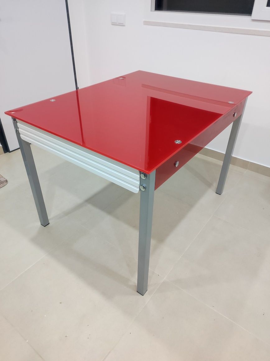 Mesa de cozinha extensível