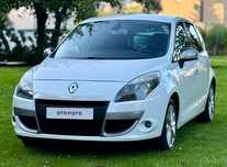 Renault Scenic 1.6 16V bogate wyposażenie opłacony bardzo dobry stan